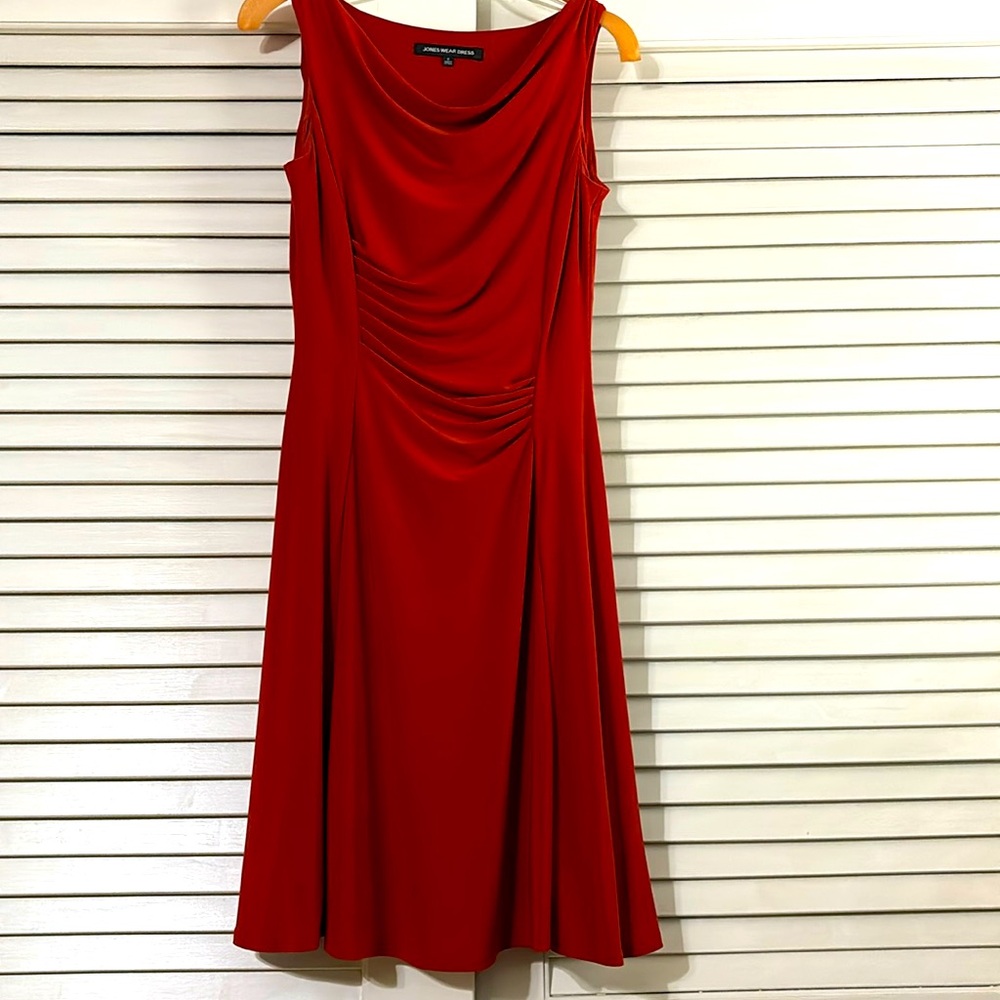 Beautiful Jones Wear Semi-Formal Dress